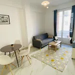 studio, centre ville, bord de mer,