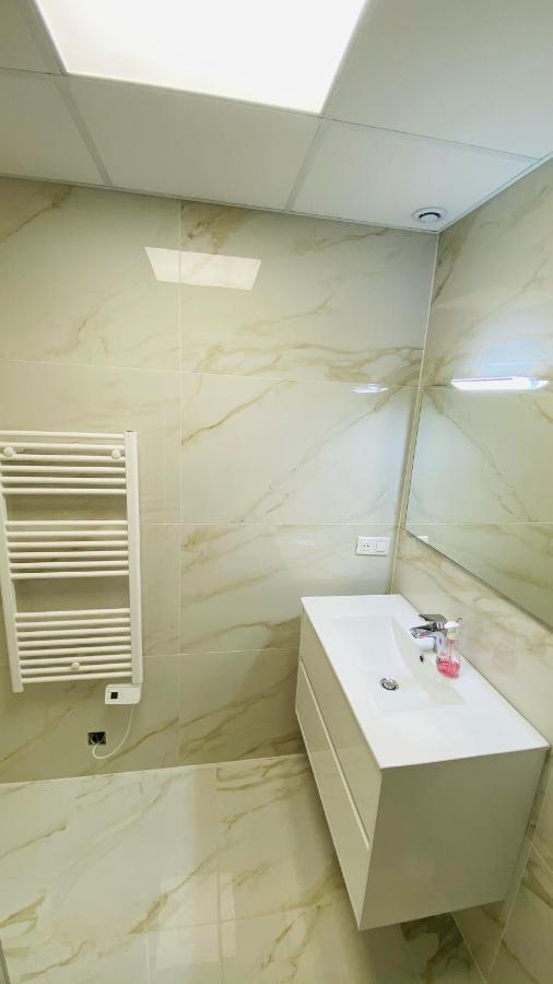 Appartement Studio, Centre Ville, Bord De Mer,